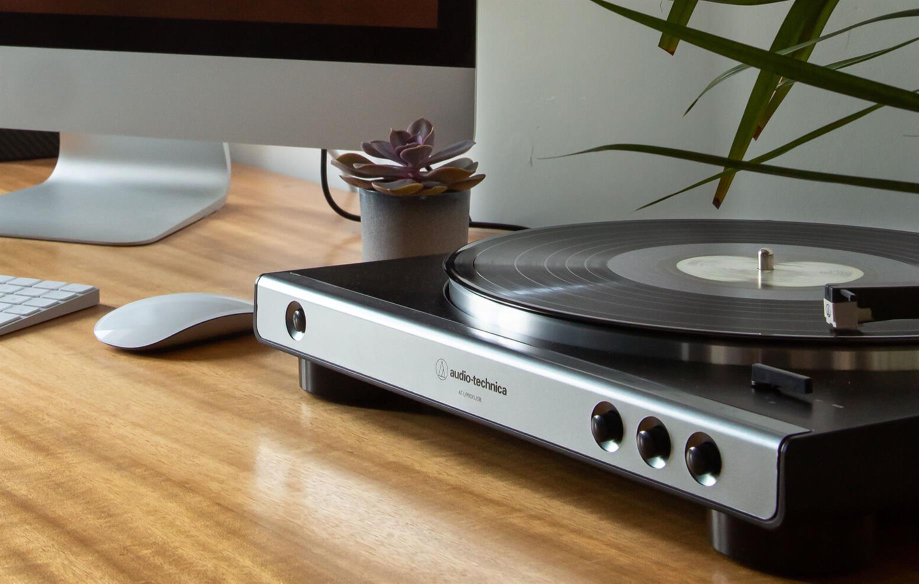 פטיפון למתחילים - אודיו טכניקה AT LP 60XUSD