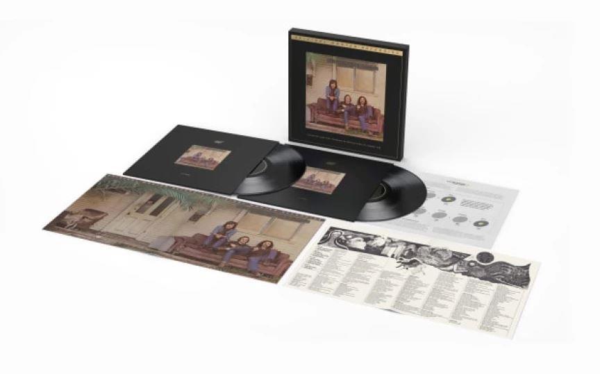 Crosby, Stills & Nash – Crosby, Stills & Nash